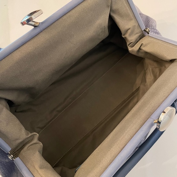 Marc Jacobs Smoke Blue Snakeskin Embossed Stam Resort Hand Bag - Picture 10 of 15